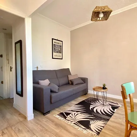 Apartment - 12f