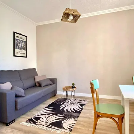- 12f Apartment